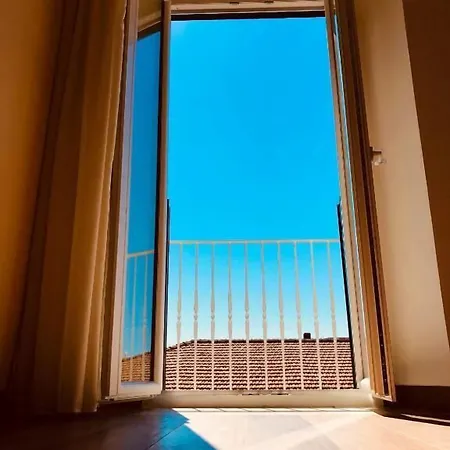 Don Carlo בית הארחה 4*