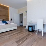 Don Carlo בית הארחה 4*